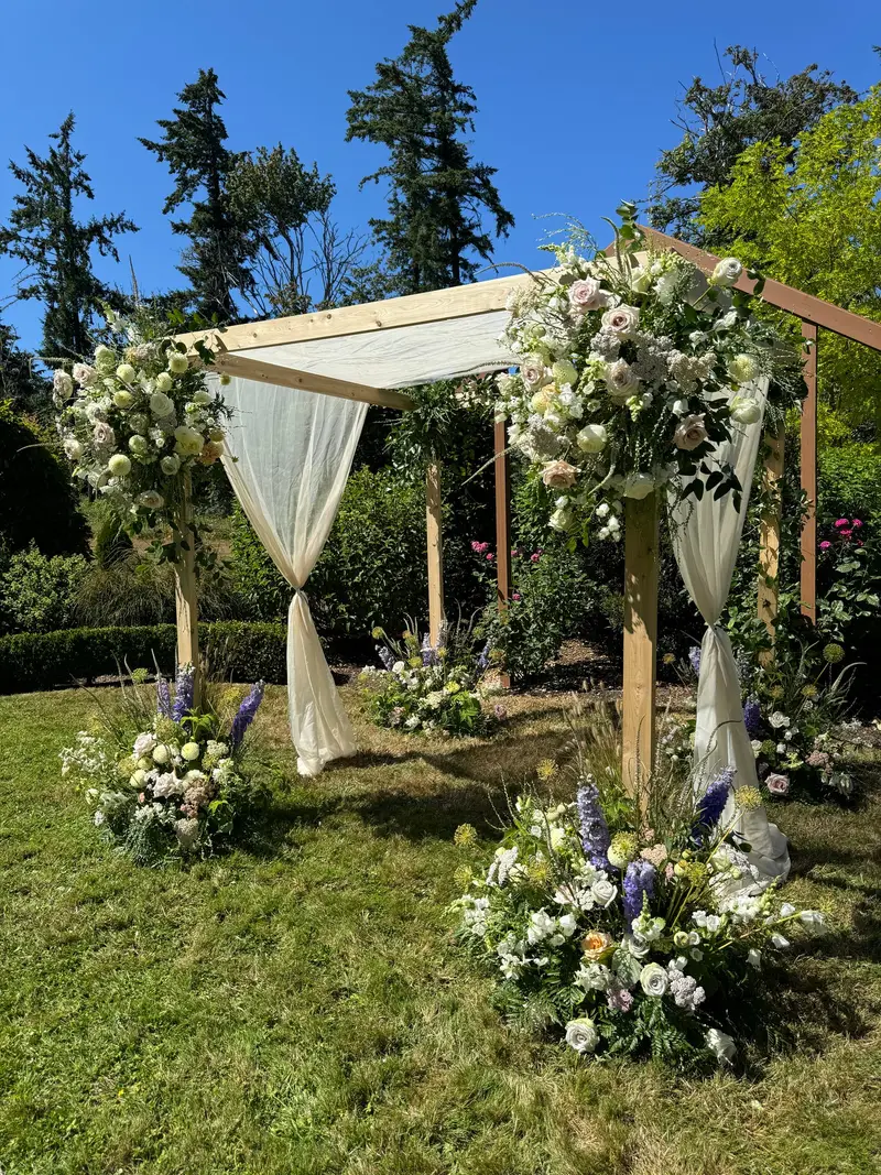 The Traditional Chuppah, a four-post cedar chuppah frame rental in Denver